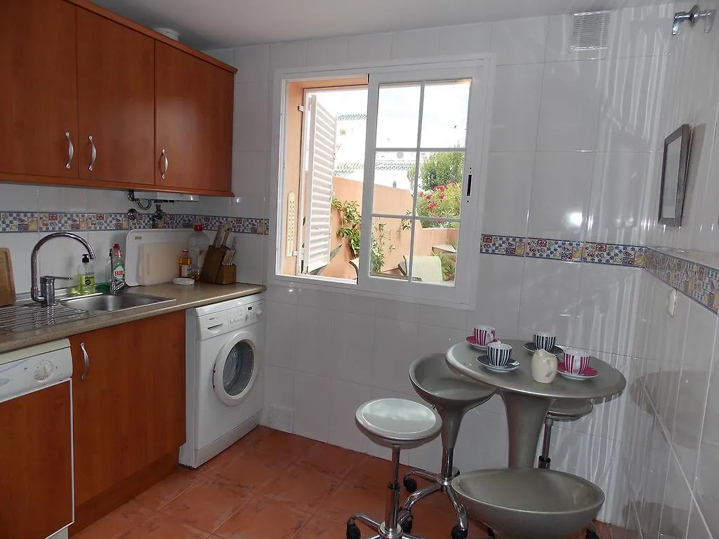 Townhouse In Aloha Villa Marbella